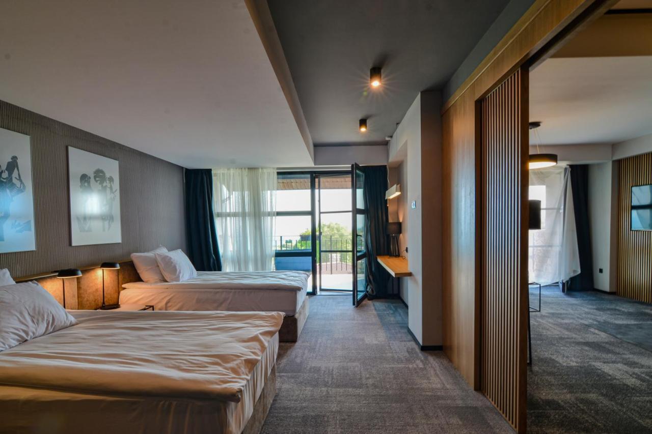 Boutique Hotel By Blacksearama Baltjik Exteriör bild